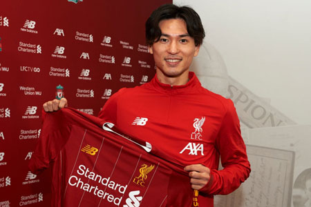 Bom tấn chuyển nhượng