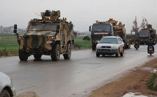 35 xe quân sự Thổ Nhĩ Kỳ vượt biên tiến vào Idlib, Syria
