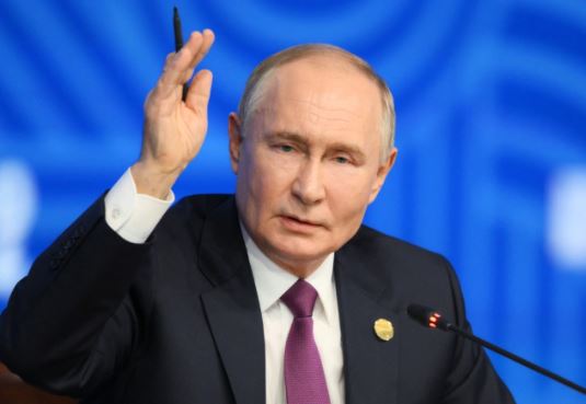 Tổng thống Donald Trump báo tin vui cho Nga giữa lúc xung đột với Ukraine ngày càng leo thang