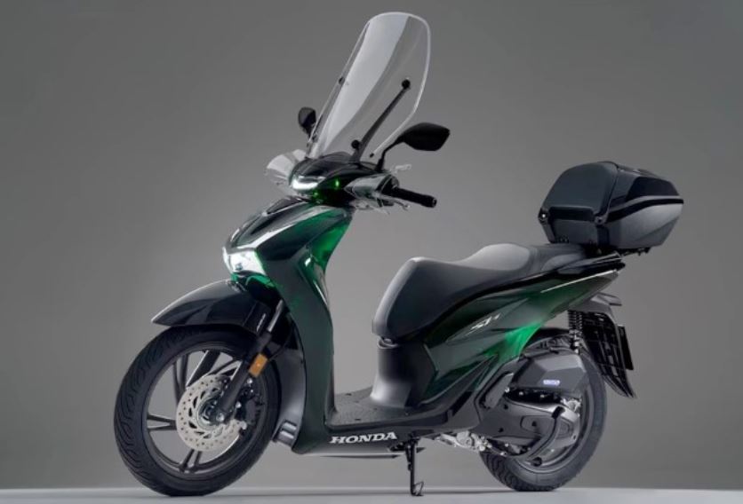 Honda SH Ý bản giới hạn được đưa về Việt Nam, thu hút dân chơi nhờ tính "độc, lạ"