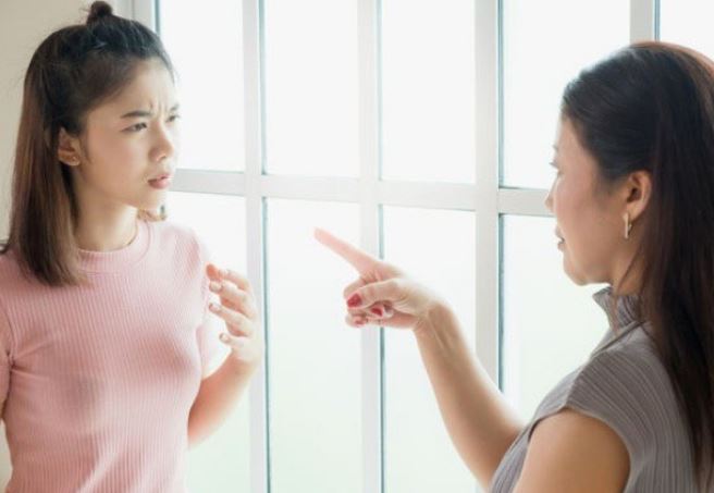 Mẹ chồng suốt ngày chì chiết con dâu hoang phí, tôi đưa ra một bằng chứng khiến bà chết lặng!