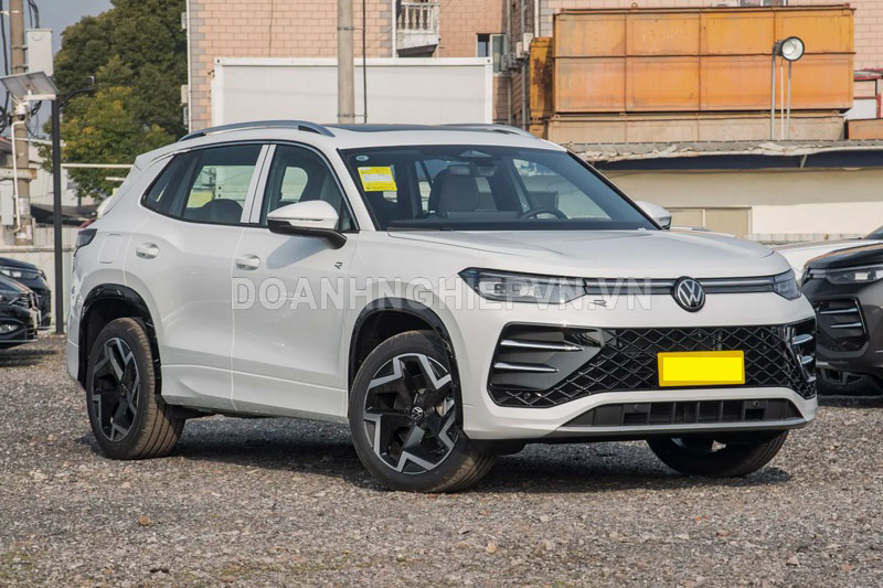 Volkswagen Tayron L 2025.