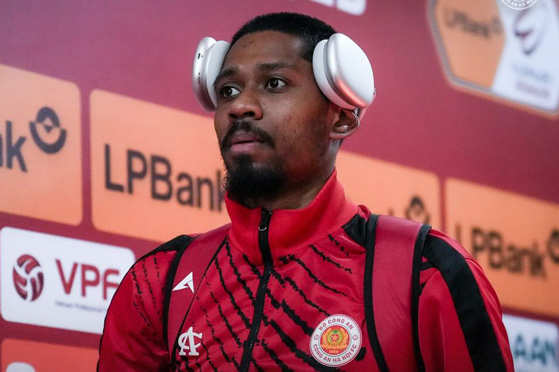 Jason Quang Vinh Pendant. Ảnh: CLB CAHN.