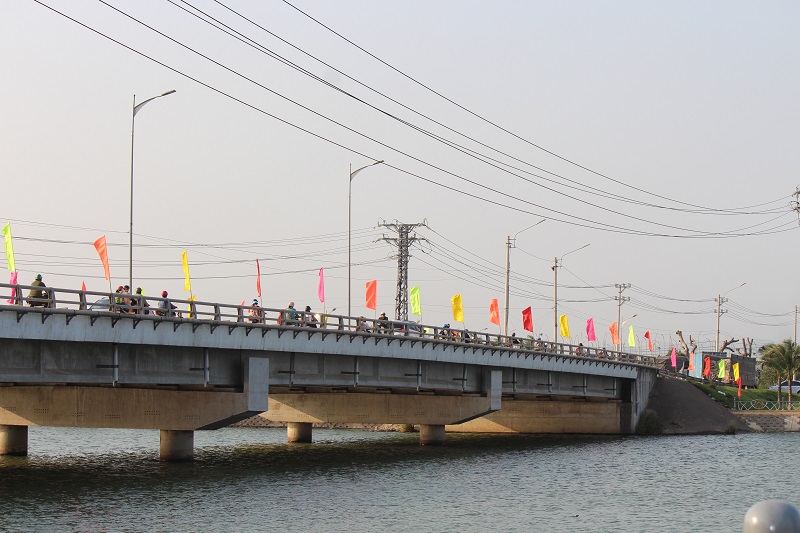 Hệ thống tiêu thoát lũ sông Dinh xây dựng hoàn thành đã hồi sinh sông Dinh từ một dòng sông chết, ô nhiễm trong nhiều năm trở nên thông thoáng, xanh mát