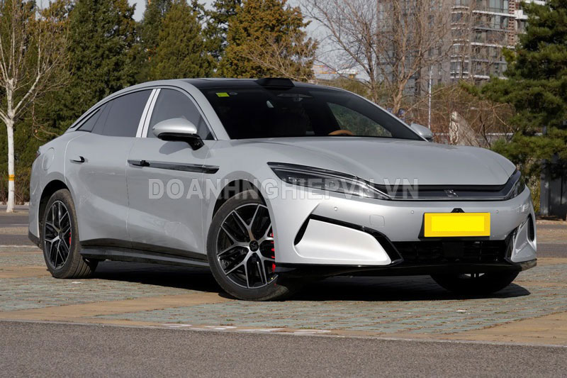 BYD Han L EV 2025.