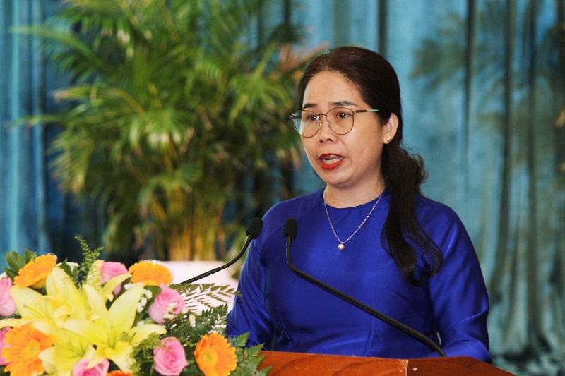 Bà Đỗ Thị Diệu Hạnh - Giám đốc Sở VHTT&DL tỉnh Bình Định, phát biểu khai mạc hội thảo.