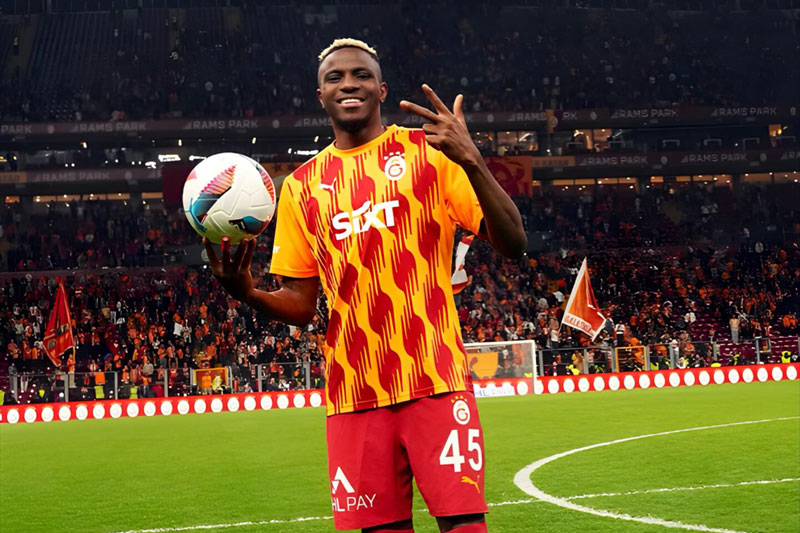 Osimhen sắp gia nhập Man Utd? Ảnh: Instagram nhân vật.