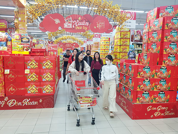 Nhu cầu mua sắm dịp Tết Nguyên đán Ất Tỵ tăng cao thúc đẩy thu nội địa của Đà Nẵng quý I/2025 đạt khá. 