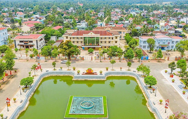 Một góc trung tâm huyện Hoài Ân.