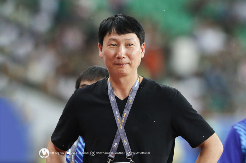 HLV Kim Sang-sik. Ảnh: VFF.