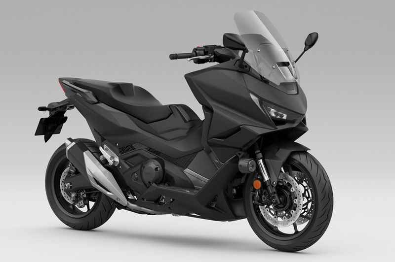 Honda Forza 750 2025.