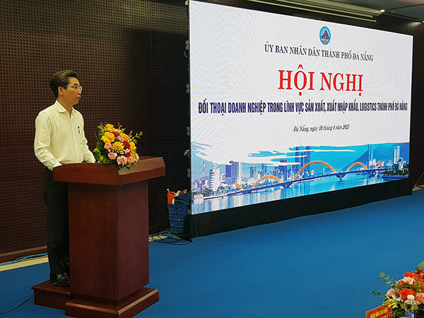 Hội nghị đối thoại doanh nghiệp sản xuất, xuất nhập khẩu, logistics do UBND TP Đà Nẵng tổ chức sáng ngày 18/4.
