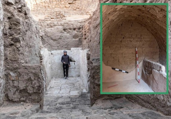 Một phần ngôi mộ của vị pharaoh bí ẩn vừa được khám phá - Ảnh: BỘ DU LỊCH VÀ CỔ VẬT AI CẬP