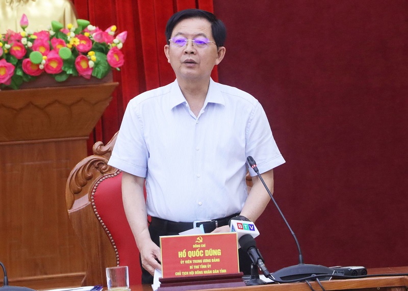 Bí thư Tỉnh uỷ Bình Định Hồ Quốc Dũng kết luận phiên họp.