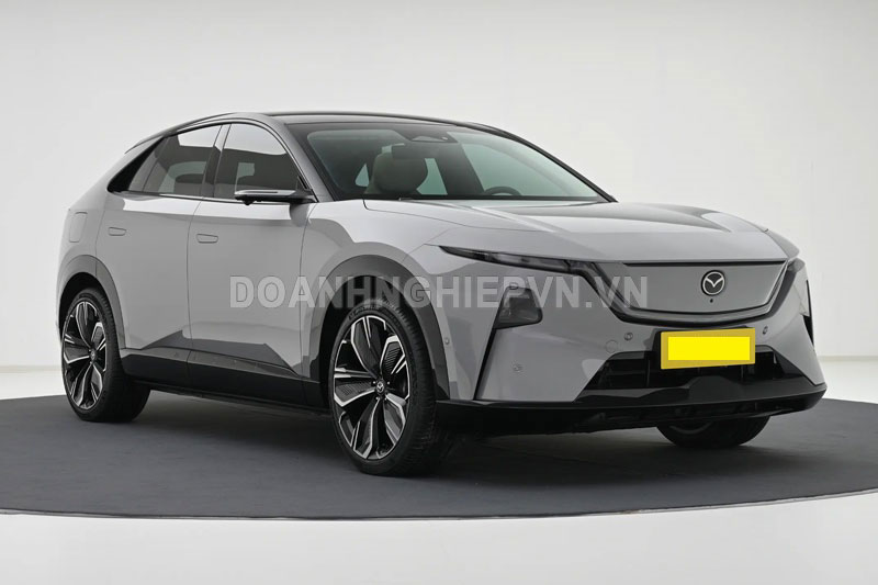 Mazda EZ-60 2025.