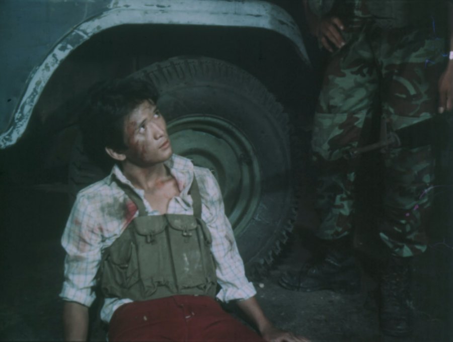 Một chiến sĩ biệt động trẻ bị địch bắt nhưng vẫn thể hiện tinh thần kiên trung