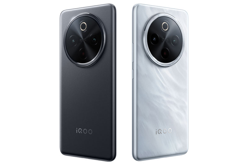 Vivo iQOO Z10.