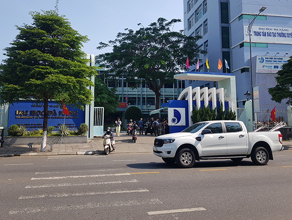 Đại học Đà Nẵng và các trường đại học, cơ sở giáo dục được yêu cầu nghiên cứu, xây dựng tổng thể chương trình đào tạo nguồn nhân lực chất lượng cao phục vụ TTTC TP Đà Nẵng