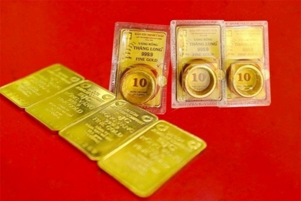 Giá vàng ngày 27/4/2025: SJC tăng nhẹ trở lại về mốc 121 triệu/lượng