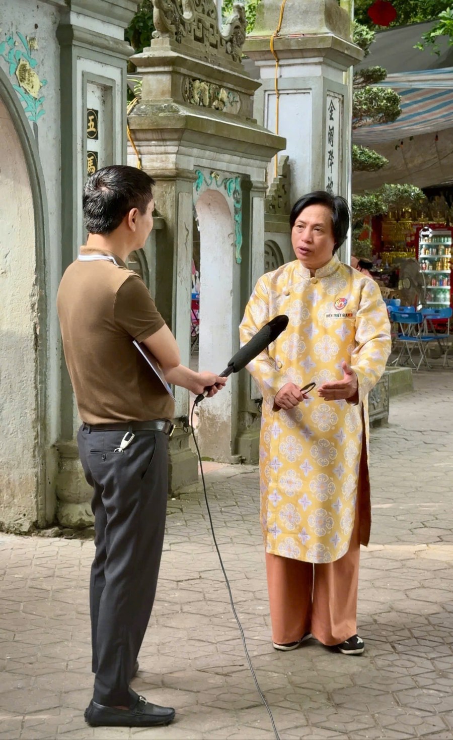 Viện trưởng Viện nghiên cứu Văn hoá Nghệ thuật Việt Nam