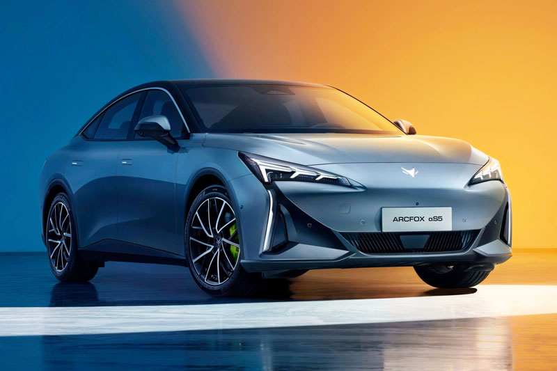 Arcfox Alpha S5 2025.