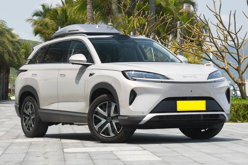 BYD Sealion 07 DM-i 2025.