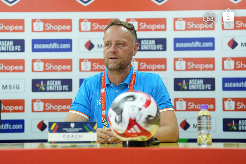 HLV Polking. Ảnh: CLB CAHN.