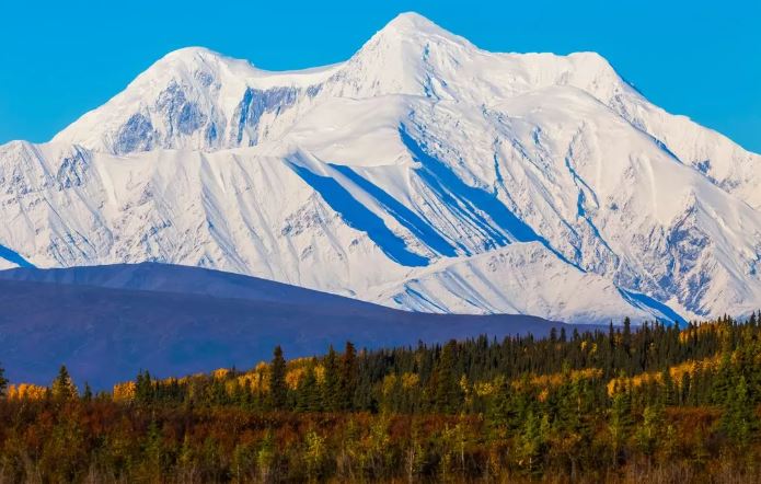 Núi Hayes dường như là nơi có một số vụ nhìn thấy UFO (Ảnh: Getty Images/Design Pics RF.