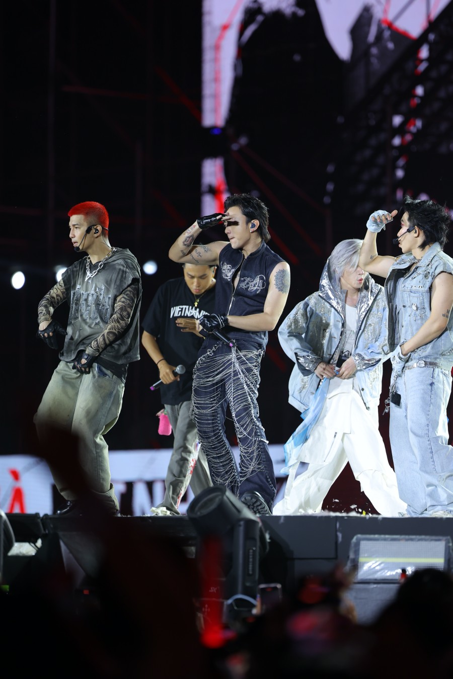 Hình ảnh trong phim "Mưa lửa"