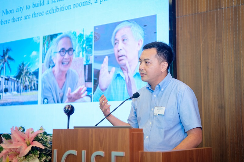 PGS.TS Phạm Ngọc Điệp - Trung tâm Vũ trụ Việt Nam (VNSC), phát biểu khai mạc hội thảo.