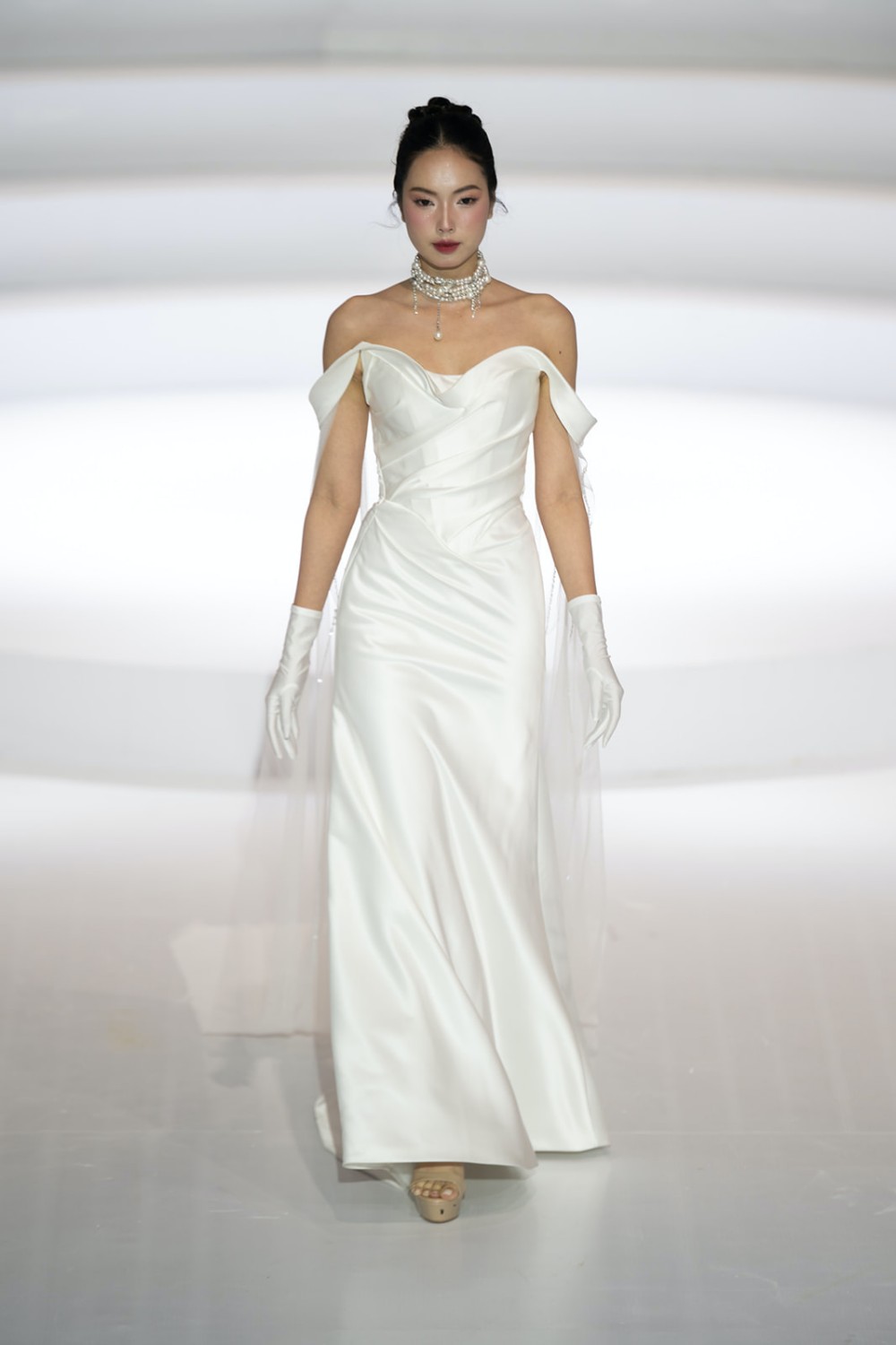 Qua 3 “chương” của câu chuyện, người xem show được nhìn ngắm những vẻ đẹp mang sắc thái khác nhau. 