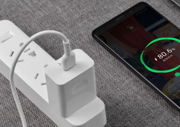 Dùng xong không rút phích cắm của 5 thiết bị điện này khỏi ổ, hóa đơn tiền điện sẽ “đội nóc”!