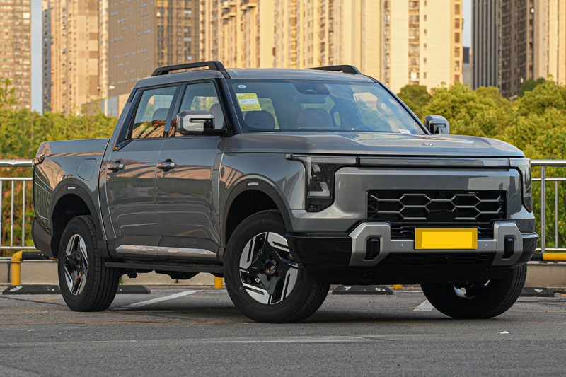 Nissan Z9 GE PHEV 2025.