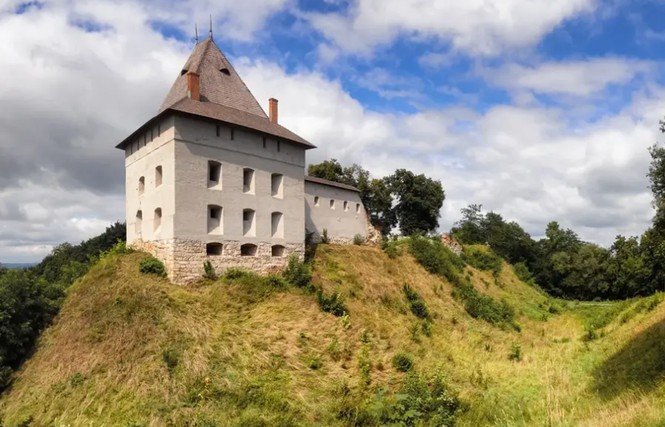 Lâu đài Galicia ở TP Halych phía Tây Ukraine gắn liền với nhiều huyền thoại. Ảnh: VIỆN HÀN LÂM KHOA HỌC QUỐC GIA UKRAINE