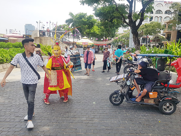 Đến mức phải... bỏ chạy