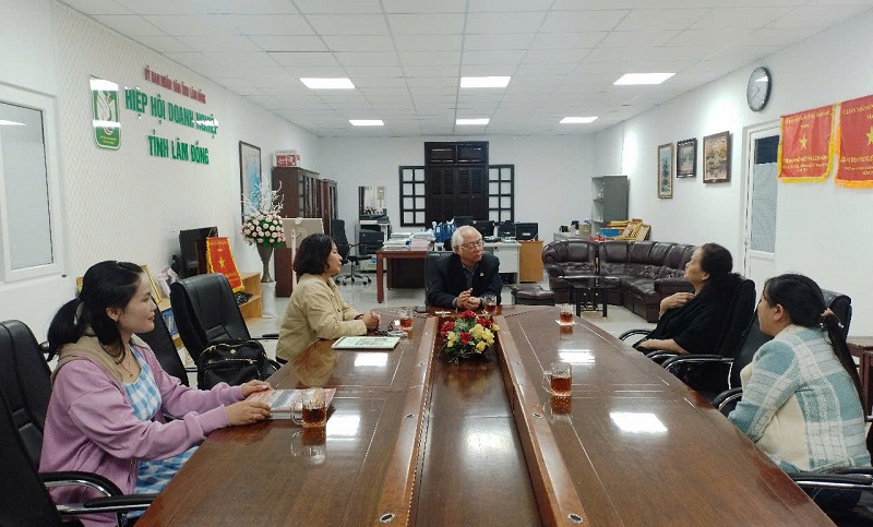 Buổi làm việc cũng là dịp thể hiện tinh thần đồng hành, chia sẻ trách nhiệm giữa cơ quan báo chí – truyền thông và tổ chức đại diện doanh nghiệp 