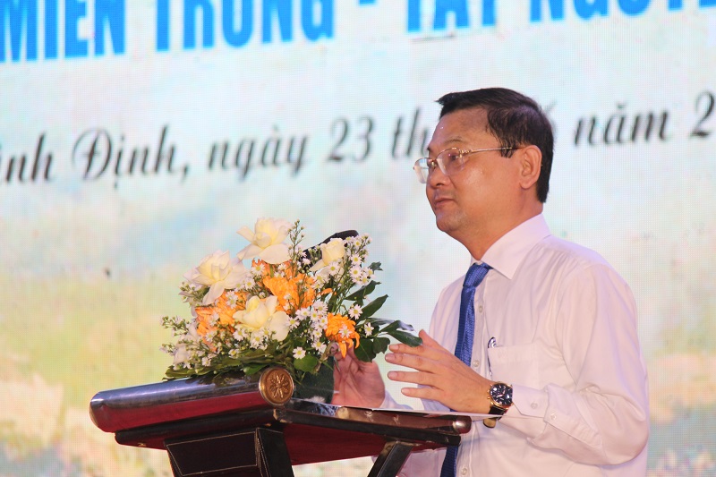 Phó Chủ tịch UBND tỉnh Bình Định Nguyễn Tự Công Hoàng phát biểu tại buổi lễ.