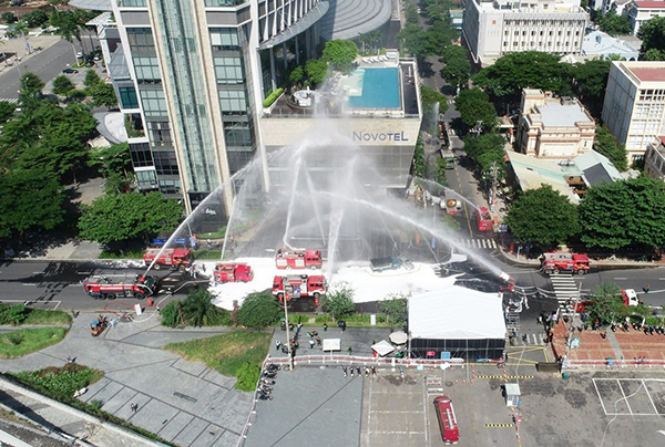 Diễn tập PCCC tại khách sạn Novotel (Đà Nẵng).
