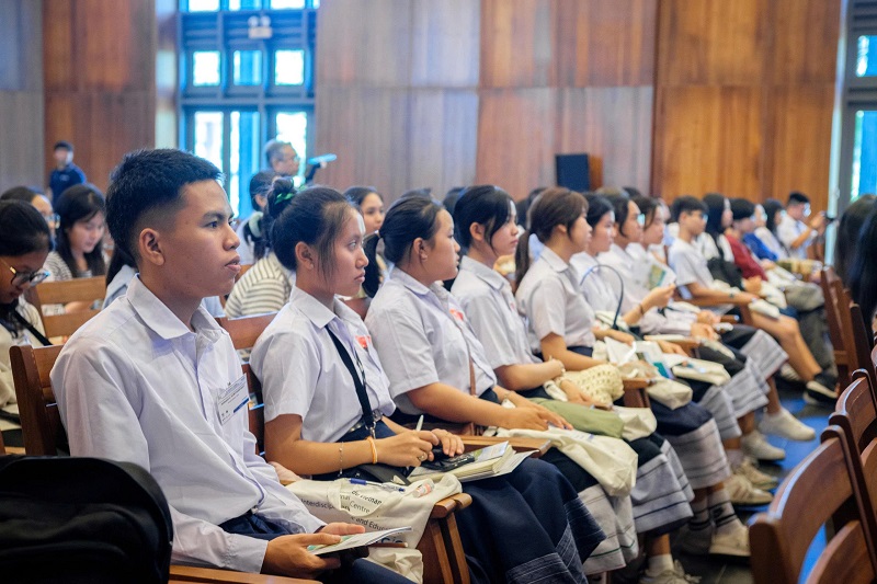 Kết nối thế hệ trẻ Pháp ngữ đến từ 4 quốc gia: Pháp, Lào, Campuchia và Việt Nam.