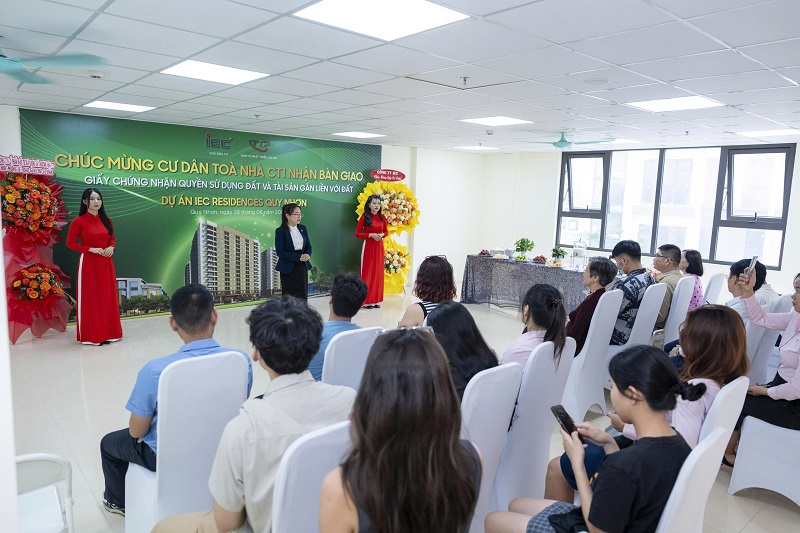 Cư dân IEC Residences Quy Nhơn nhận sổ hồng đợt 1 chỉ sau 6 tháng bàn giao nhà.