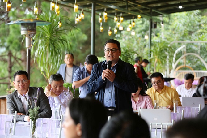 Phó Tổng Giám đốc Lan Anh Resort Lâm Đồng - Đà Lạt Lê Nhựt Linh trình bày hướng phát triển của doanh nghiệp.