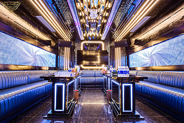 Hệ thống phòng hát karaoke đạt chuẩn quốc tế tại TOP TV KARAOKE. 