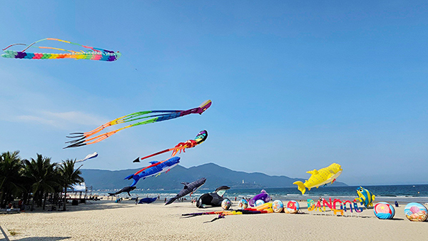 Du lịch dịch vụ Đà Nẵng được kỳ vọng đạt mức tăng 9,5 - 10% trong năm 2025. 