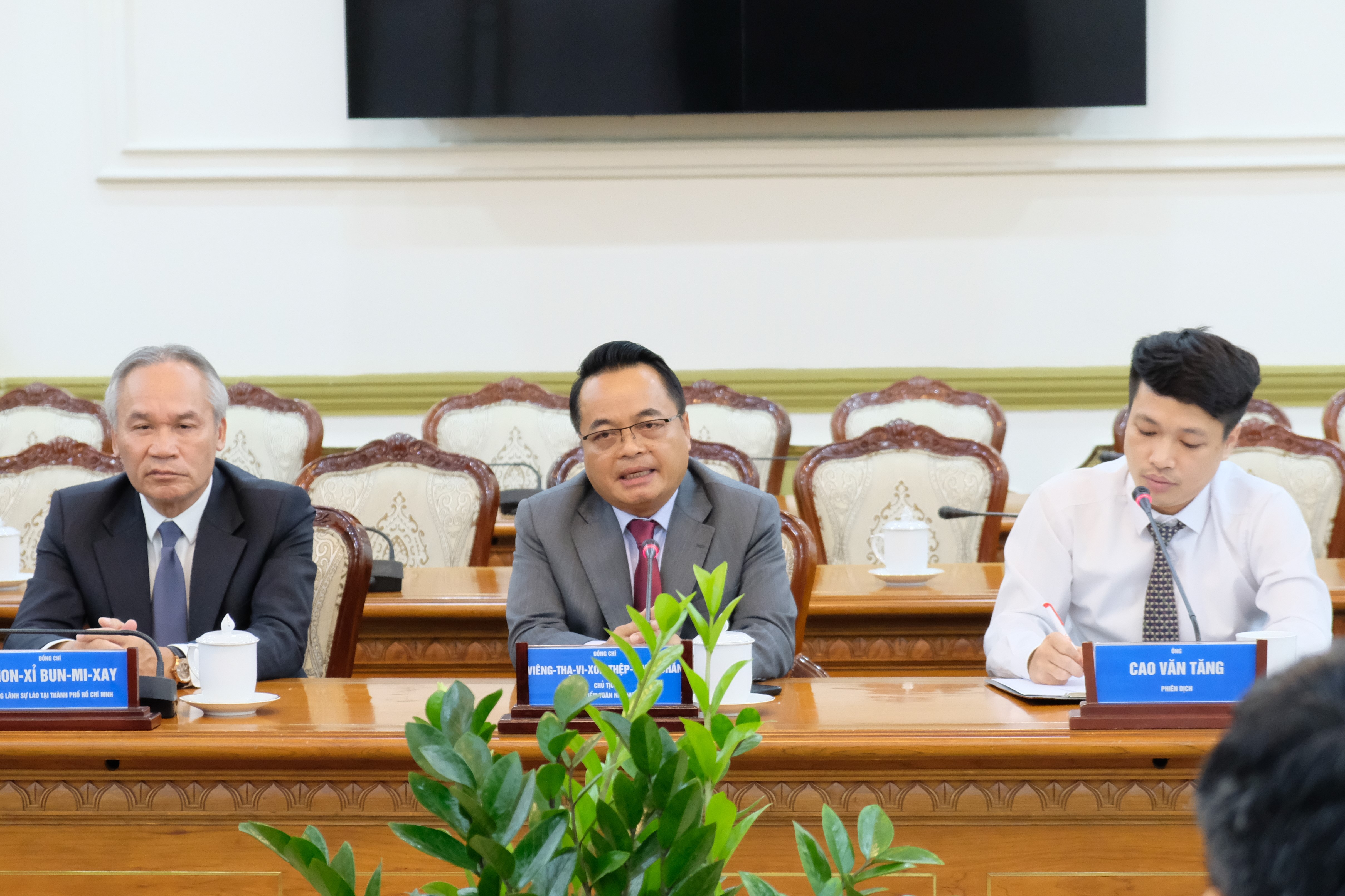 Chủ tịch Kiểm toán Nhà nước Lào Viengthavisone Thephachanh tại buổi tiếp