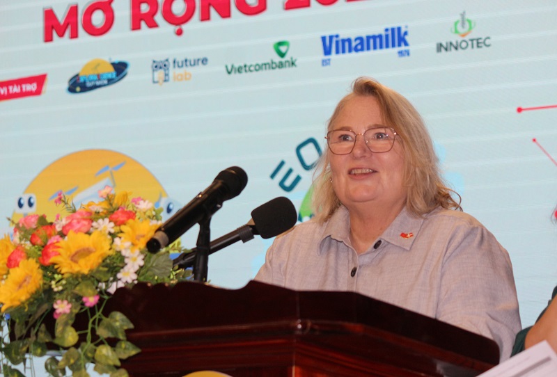 Bà Vibeke Holtum Bendix Nørgaard - Tham tán Giáo dục, Đại sứ quán Đan Mạch tại Việt Nam, chia sẻ tại buổi lễ.