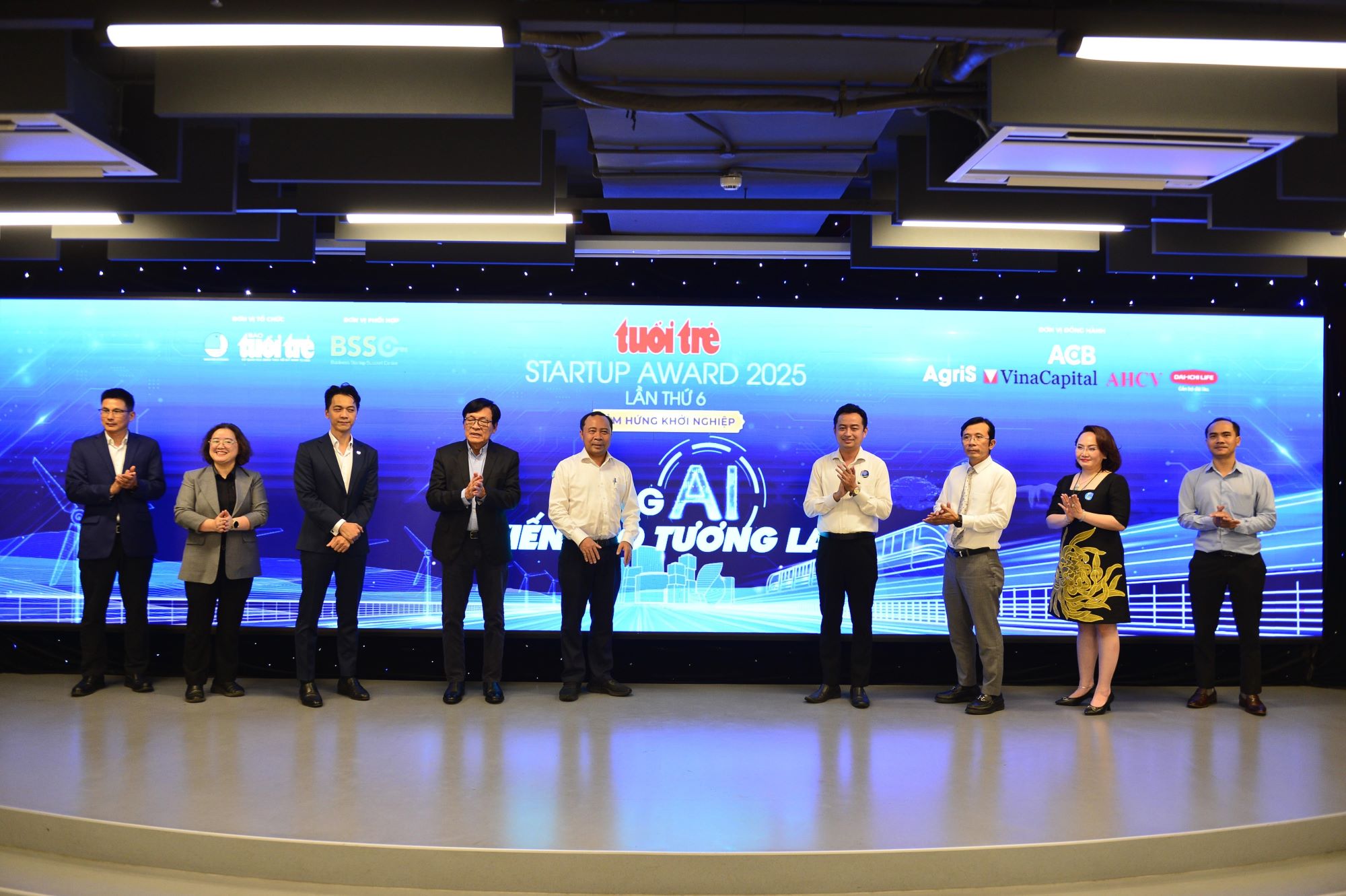 Khởi động chương trình uổi Trẻ Startup Award 2025.