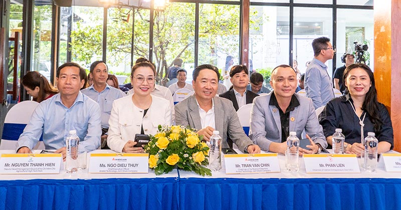 Lễ ký kết hợp tác đánh dấu bước tiến trong chuyển đổi số giữa các doanh nghiệp Việt Nam - Hàn Quốc.