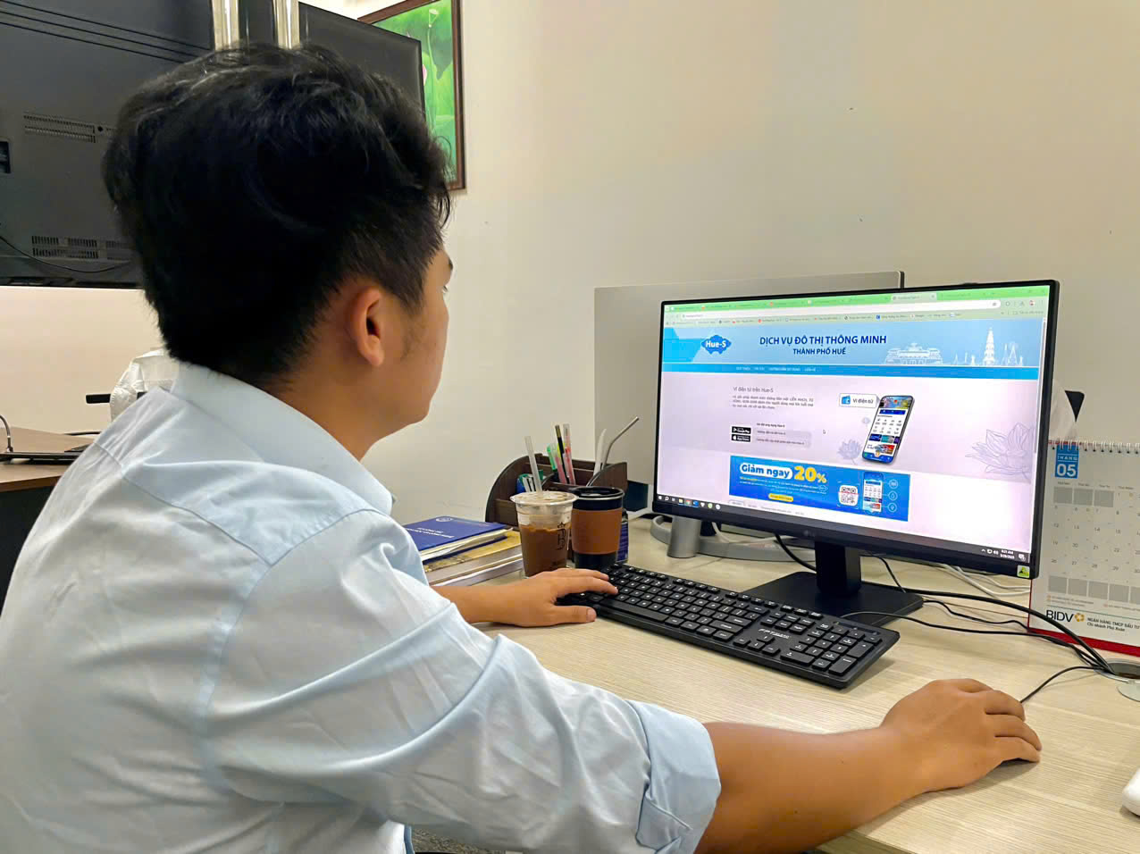 Giao diện làm việc hiện đại, đồng bộ giúp DN thao tác nhanh chóng, tiết kiệm thời gian, chi phí và nguồn lực nhờ tích hợp mọi dịch vụ trên một nền tảng số duy nhất.