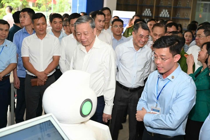 Chuyển đổi số trung tâm phục vụ hành chính công, tăng tốc số hóa dữ liệu bằng AI 