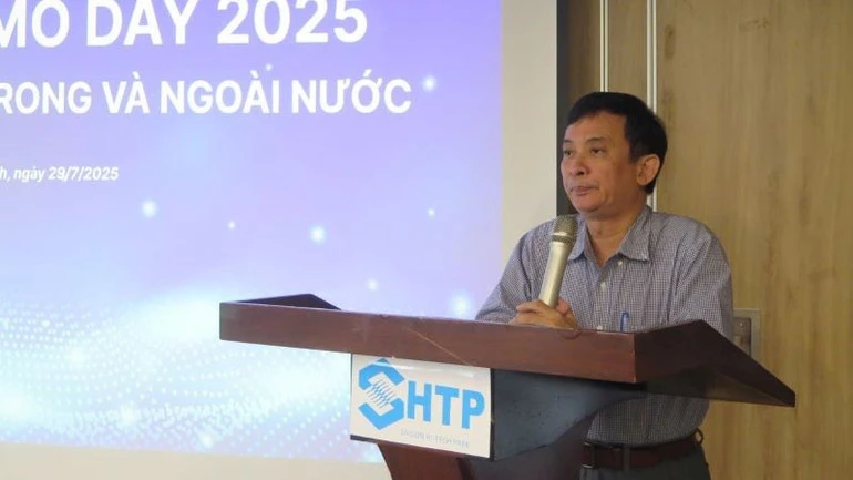 Giáo sư, Tiến sĩ Nguyễn Kỳ Phùng, Trưởng Ban Quản lý Khu Công nghệ cao Thành phố Hồ Chí Minh phát biểu tại chương trình